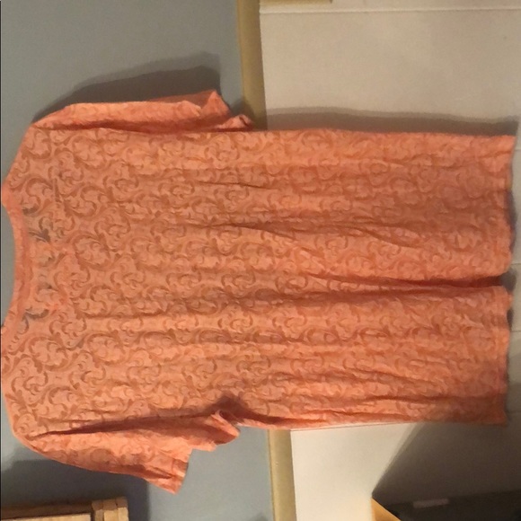 Orange tshirt - Picture 5 of 6